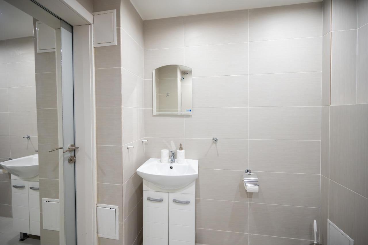 Spacious 1Bdr Apartment Near City Center Sofia Bagian luar foto